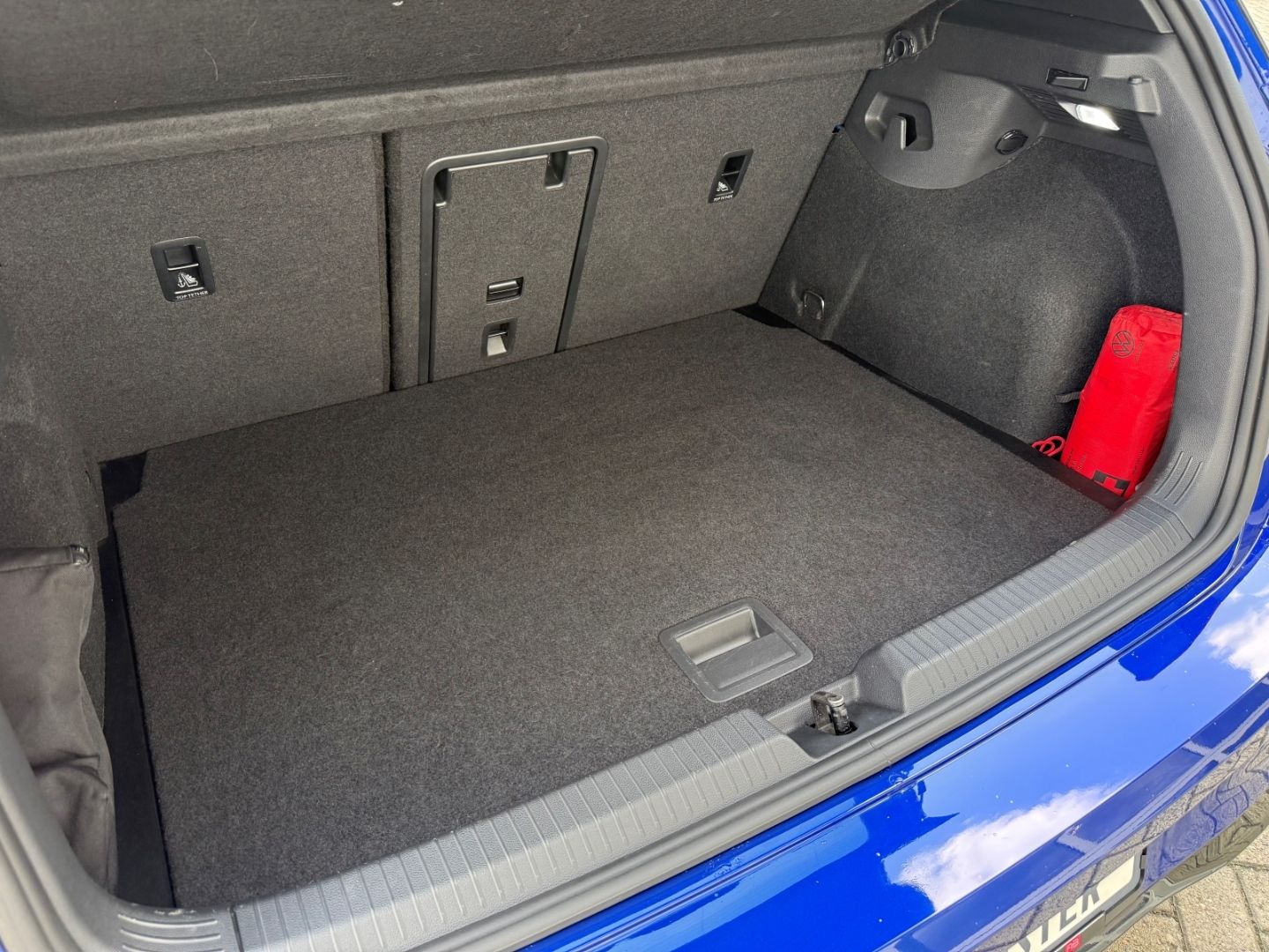 VW Golf R Performance 4M 2.0TSI APR Akra Nappa H&K - Image 28