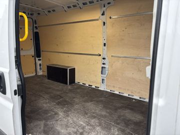 Fotografie des Opel Movano 2.2 BlueHDi 140 L4H2 Navi