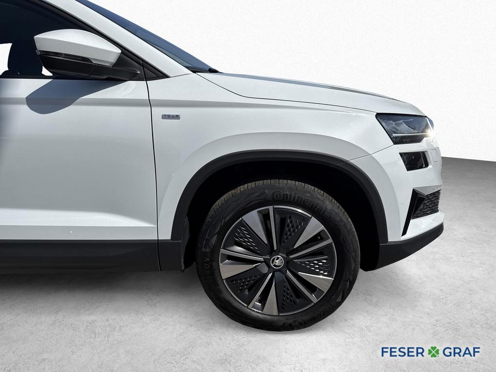 Skoda Karoq 2022 г. Белый, пробег 51200 км