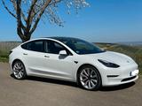Tesla Model 3 Allradantrieb mit Dualmotor Performa... - Tesla Model 3 in Freiburg