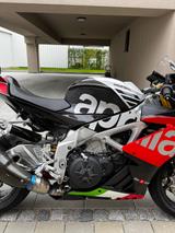 Aprilia RSV4 RF - Offers