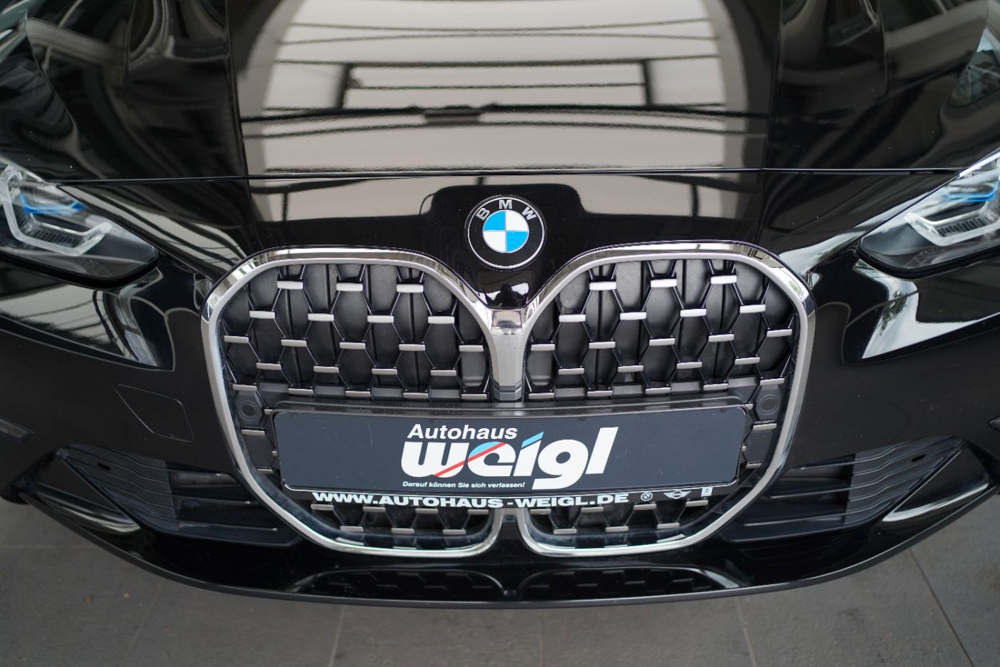 Fahrzeugabbildung BMW 420i Cabrio Open-Air Paket+DrivingAssist+Laserli
