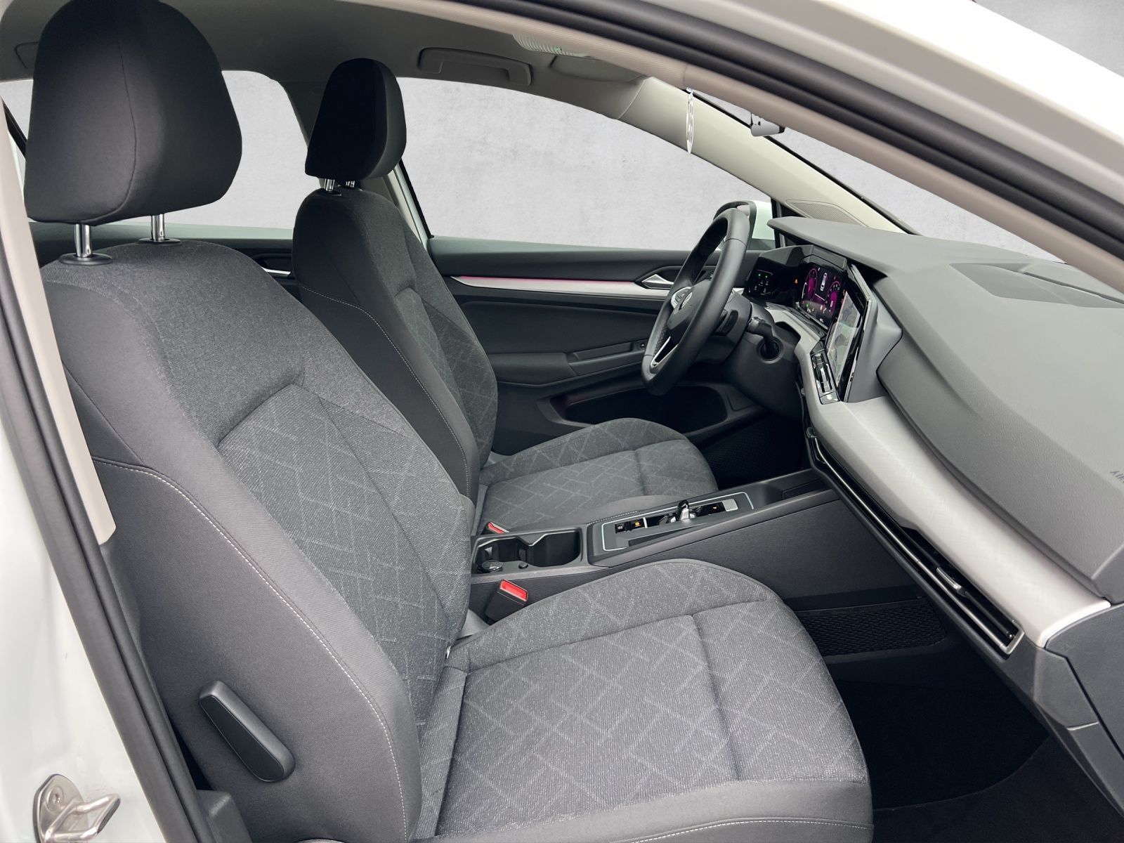 Golf VIII Life 2.0 TDI DSG Navi*ACC*Kamera