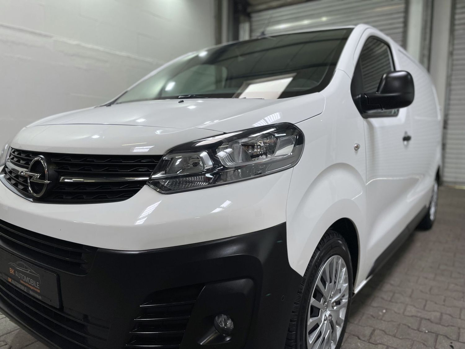 Fahrzeugabbildung Opel Vivaro Kasten Edition M L2 #Tempomat#PDC#Klima