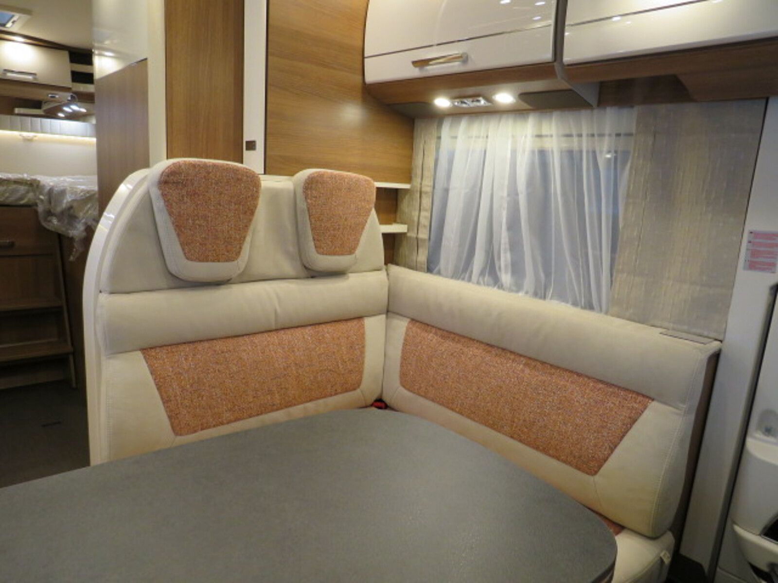 Fahrzeugabbildung Carthago c-tourer I  141 LE Solar,SAT,Veloslide,Markise