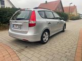 Hyundai i30 CW blue 1.4 Classic Classic - Hyundai i30 Gebrauchtwagen in Hamburg