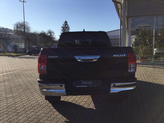 Hilux 2.4 Double Cab Comfort 4x4 Navi+Parksensor