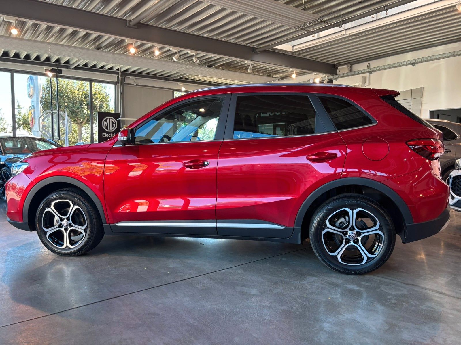 MG ZS