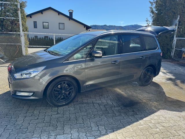 Ford Galaxy Titanium AWD