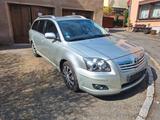 Toyota Avensis T25, Polarsilber - Toyota Avensis: Kombi, T25