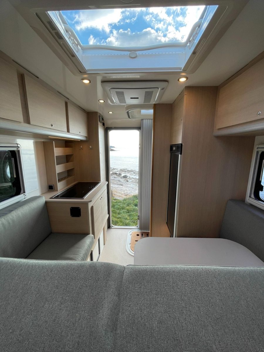 Fahrzeugabbildung Andere OVERLANDER 240