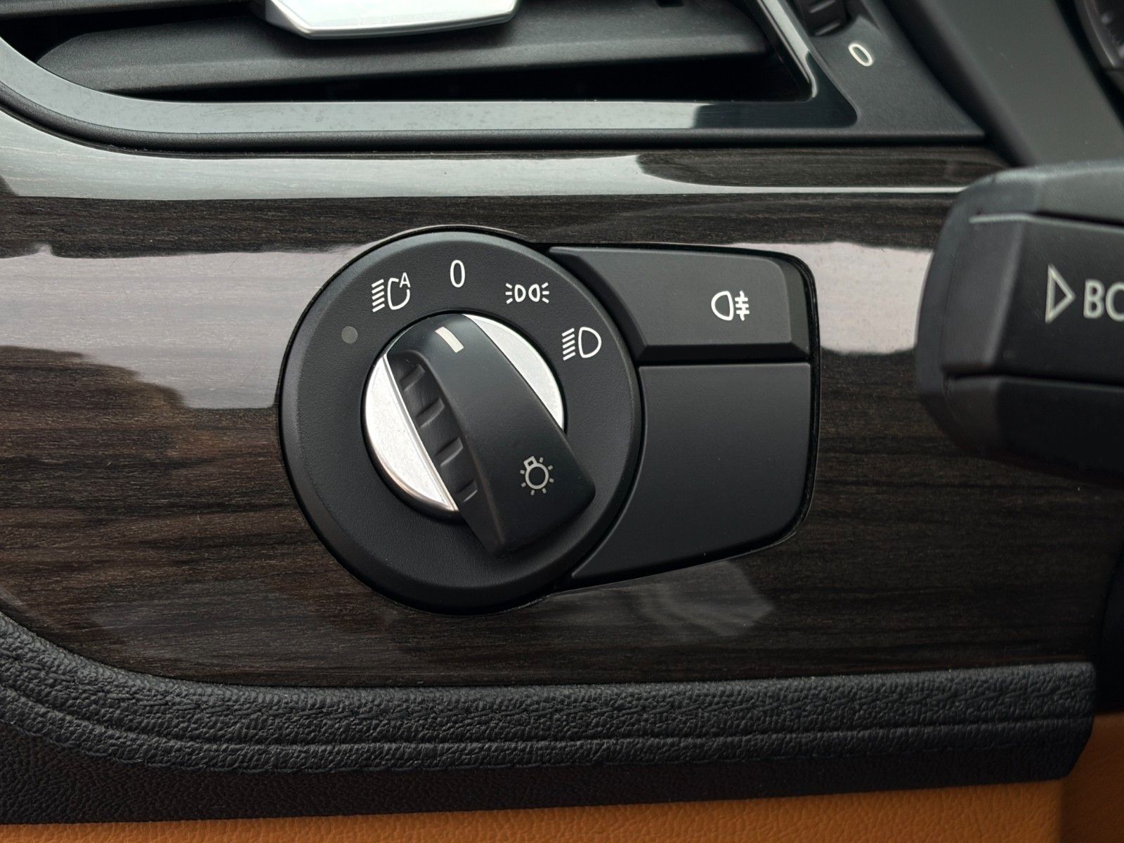 Fahrzeugabbildung BMW Z4 Roadster sDrive 35i SHZ LHZ PDC HiFi Temp.