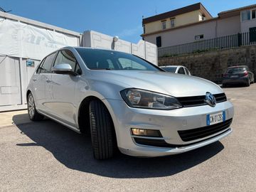 Volkswagen Golf - 4