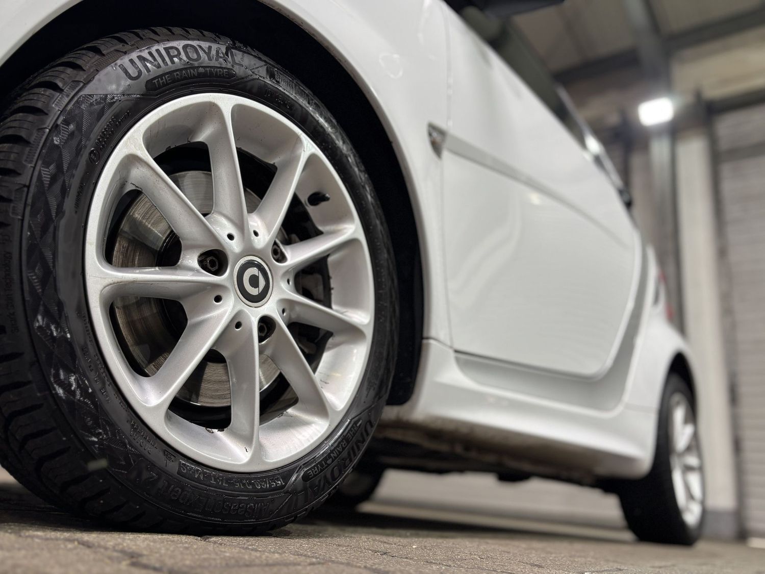 Fahrzeugabbildung Smart forTwo 1.0 52 kW mhd#Pano#Servo#Klima