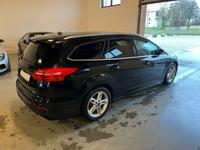 Ford Focus Turnier Titanium-FINANZIERUNG-GARANTIE-