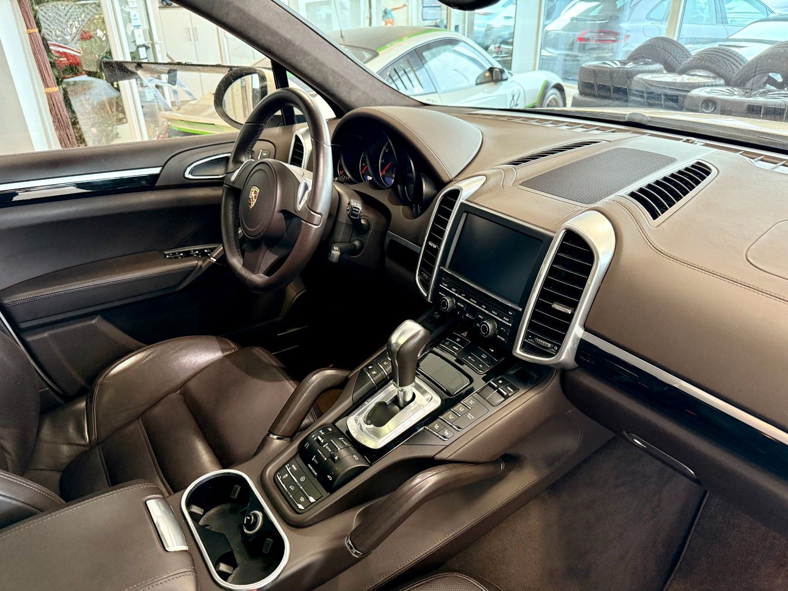 Fahrzeugabbildung Porsche Cayenne Turbo Luftfederung/ Panorama/AHK/21Zoll