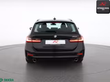 BMW 320 i T SPORTLINE SPURHALTE,CARPLAY,1.HAND,SH - BMW 320 mit Benzin-Antrieb: Kombi, Automatik