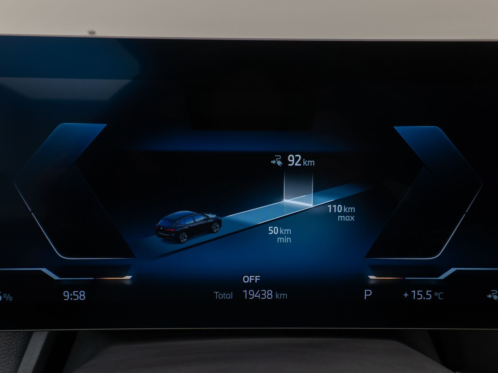 Fahrzeugabbildung BMW iX xD40 Laser 360°DAB H/K SoftCl ACC AHK Sport
