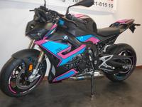 BMW S1000R / Pink Blue Edition