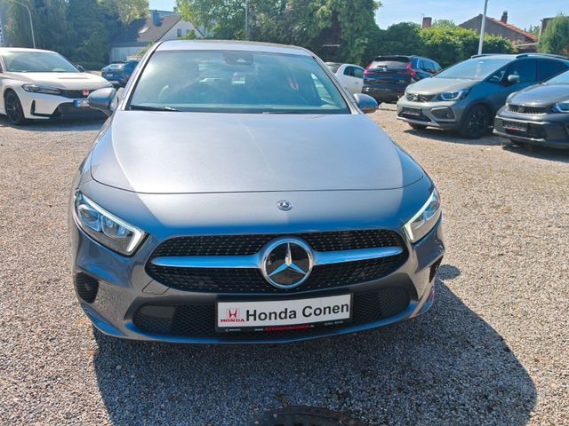 MERCEDES-BENZ A 180 Edition 19 LED+NAVI+SHZ+RFK+Digital Kombi