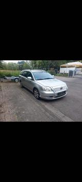 Toyota Avensis Combi Sol 2.0-l-VVT-i Sol - Toyota Avensis in Frankfurt (Main)