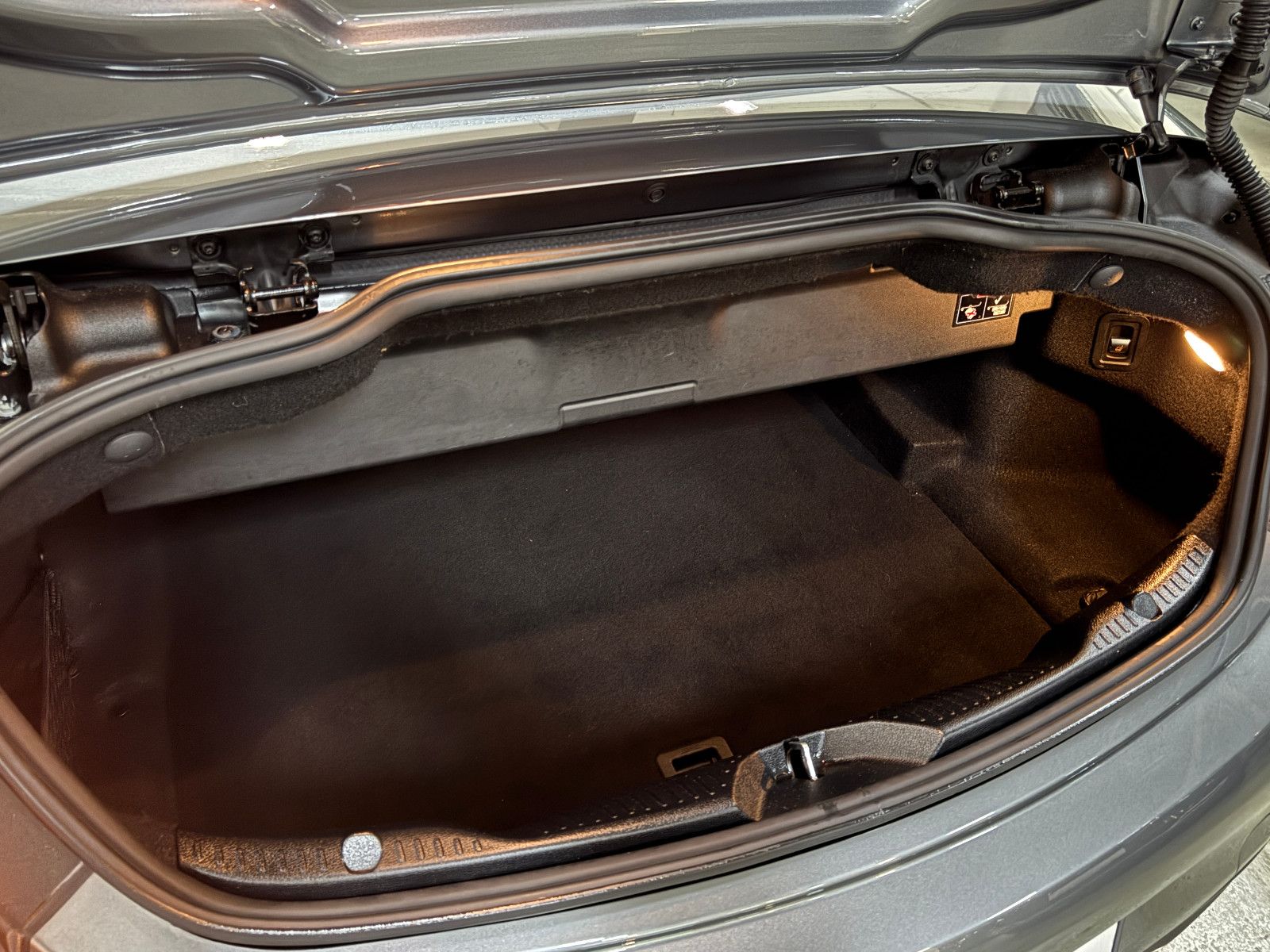 Fahrzeugabbildung Mercedes-Benz C 200 9GT CABRIO 2X AMG LINE AIRSCARF 360°KAMERA