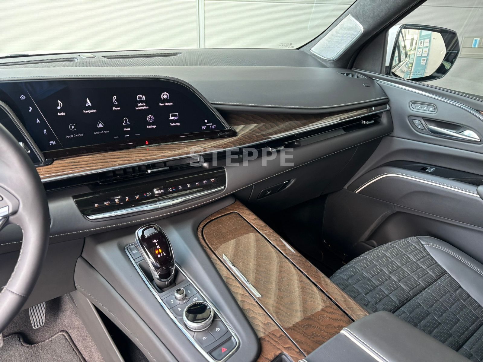 Cadillac Escalade 6.2 V8 Sport Platinum EU-Navi Luftfed.