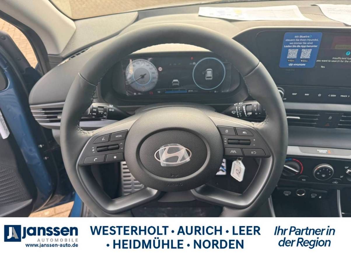 Fahrzeugabbildung Hyundai BAYON Trend Navi Digitales Cockpit PDC LED Schei
