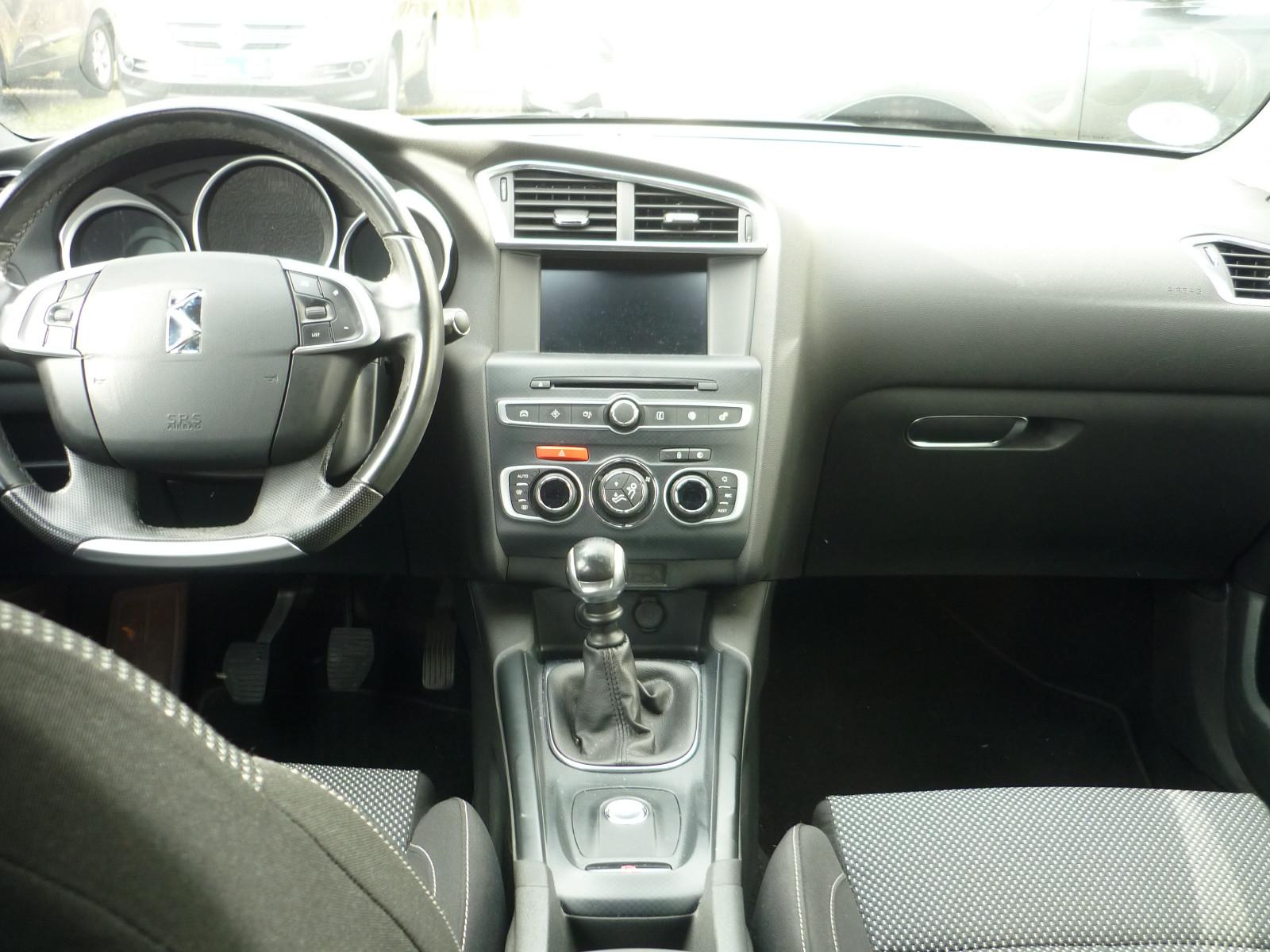 DS Automobiles DS4 DS 4 Navi Bi-Xenon Garantie...