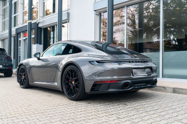 Porsche 992 Carrera 4 GTS/ MATRIX/ 18-WEGE/ LIFT/ BOSE Porsche 992 Carrera 4 GTS/ MATRIX/ 18-WEGE/ LIFT/ BOSE