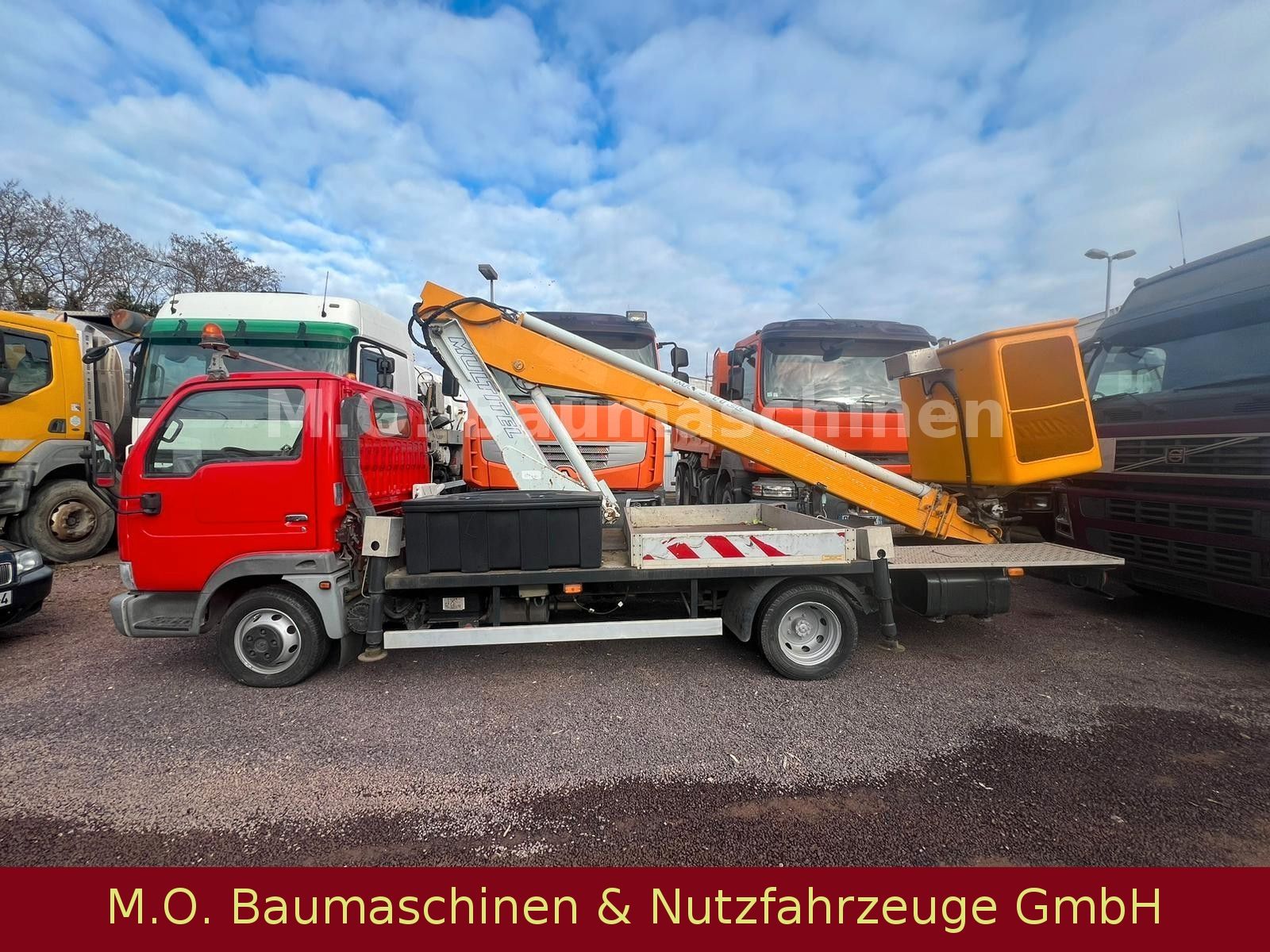 Fahrzeugabbildung Nissan Multitel Bühne 16 Meter/160 ALU