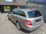 Mercedes-Benz C 320 CDI 4MATIC T AVANTGARDE Autom. Avantgarde - Mercedes-Benz C 320 Gebrauchtwagen