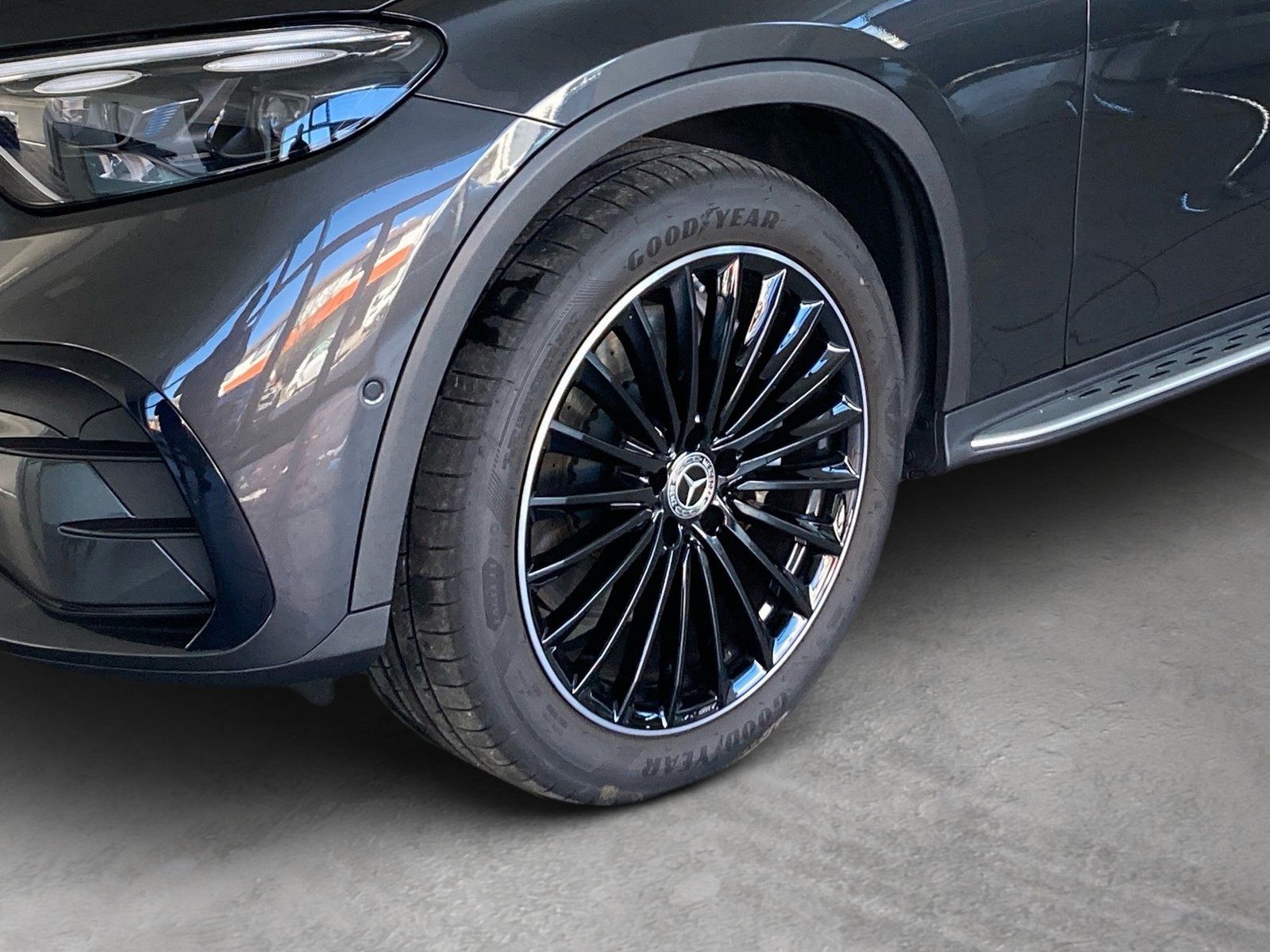 Fahrzeugabbildung Mercedes-Benz GLC 200 4M AMG*AHK*20"*360*HUD*Night*DIGITAL*
