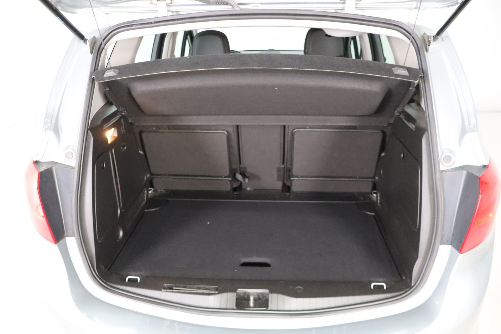 Fahrzeugabbildung Opel Meriva 1.4 Edition * Tempomat * PDC