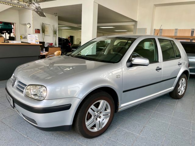 Volkswagen Golf 1.6 Special