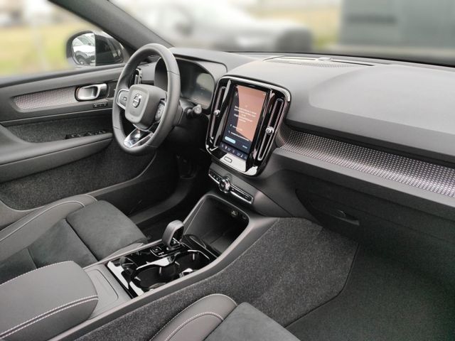 VOLVO EX40 (Bild 19 von Array)