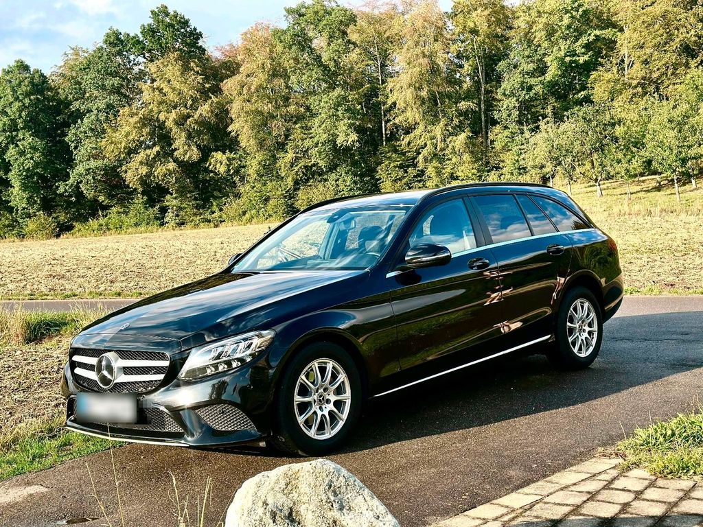 Image of Mercedes-Benz C 200