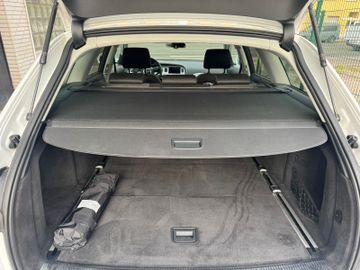 Audi A6 - 12