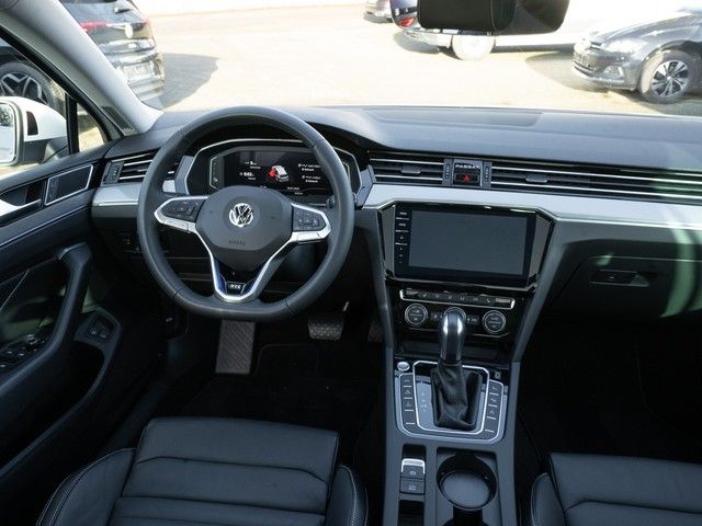 Passat Variant GTE Matrix Leder DCC HUD 360° Pan
