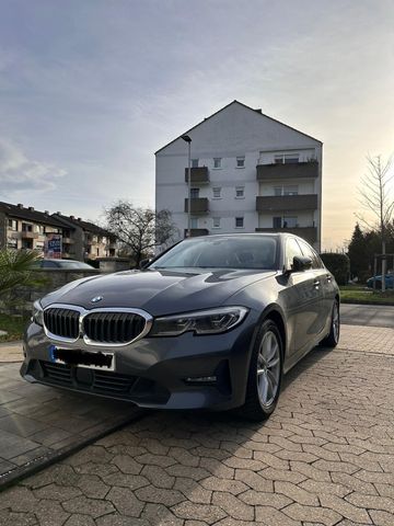 BMW 320d Sport Line Sport Line