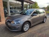 Volkswagen Golf VII Lim. Trendline BlueMotion - Volkswagen Golf: Trendline Bluemotion