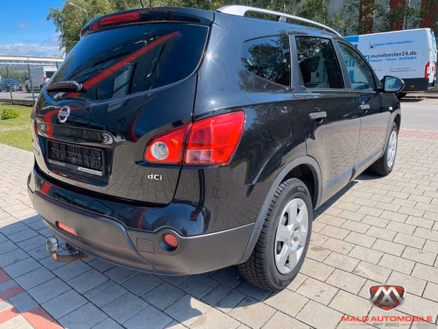 Nissan Qashqai+2 2010 — photo 15