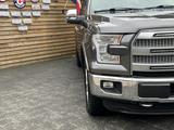 Ford F 150 Platinum 3.5 EcoB. 4x4 AHK Pano Leder Navi - graue Ford F 150