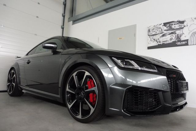 Audi TT RS Coupe 2.5 TFSI quattro 4500 km APR-T 441PS