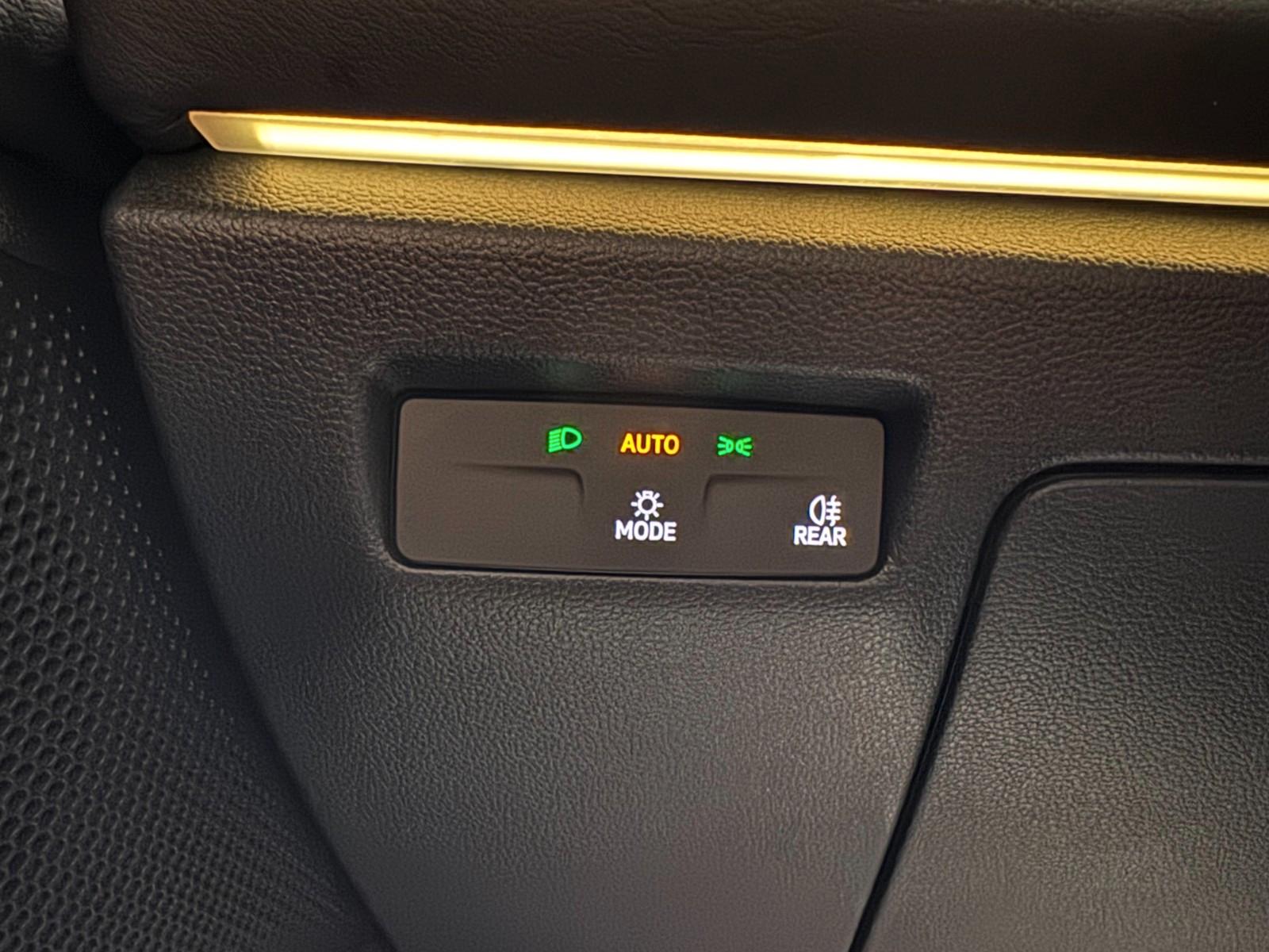 Volkswagen Passat PASSAT1.5 eTSI 110 kW BUSINESS*LEDER*HUD*DCC*AH, миниатюра 14
