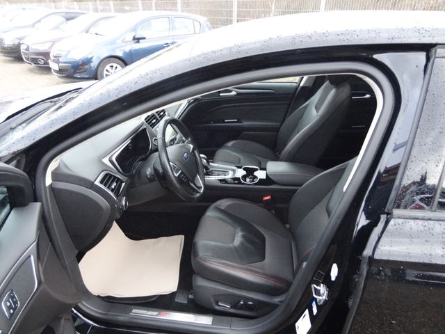 Fahrzeugabbildung Ford Mondeo Lim. ST-Line/LED/Leder/Pano/Navi/67.500km
