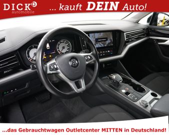 Volkswagen Touareg - 10