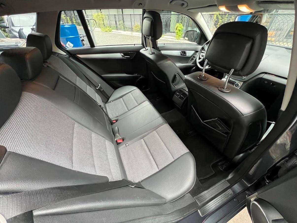 Mercedes-Benz C220 2008 — photo 12