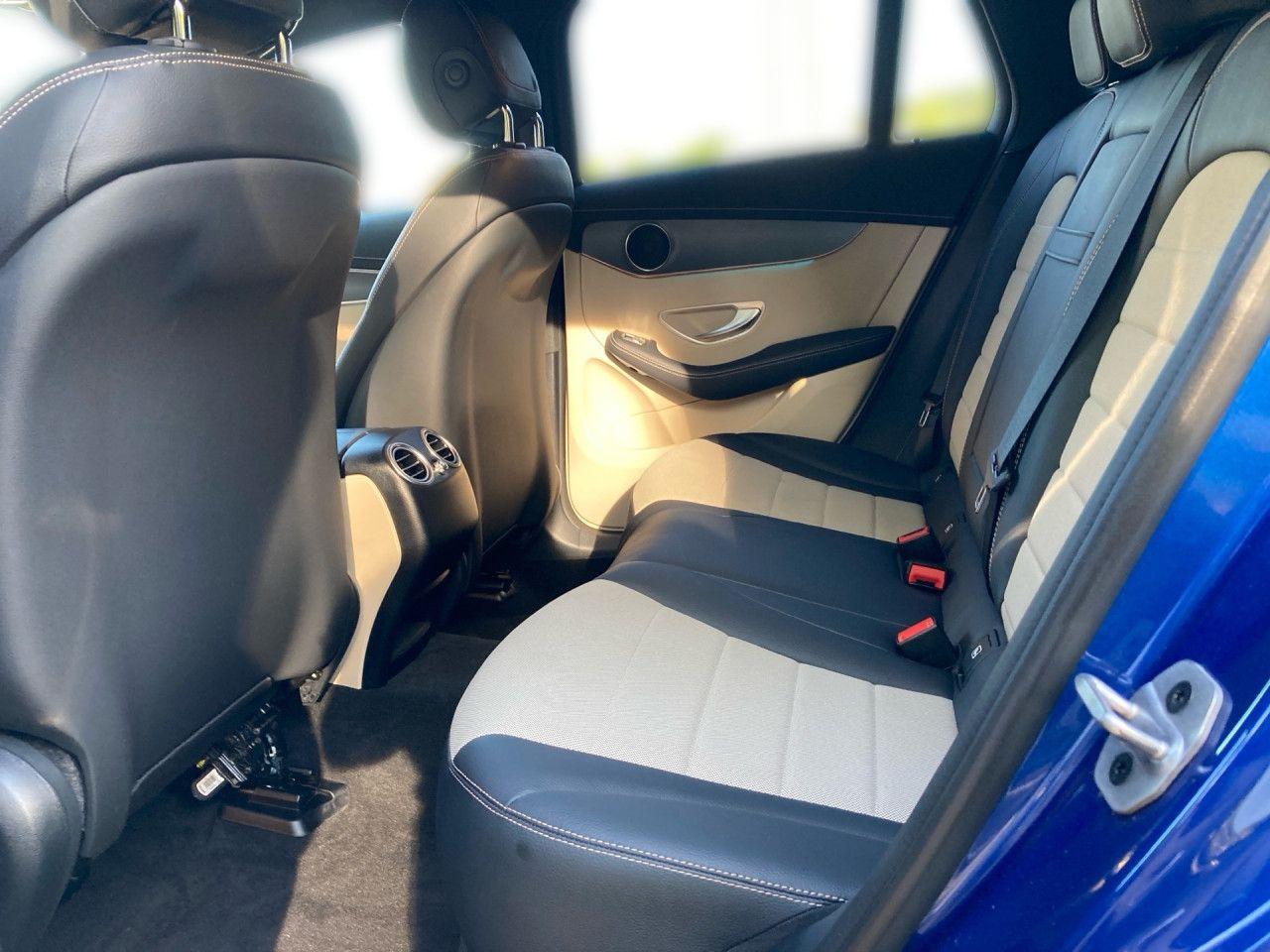 Mercedes-Benz EQC 400 4Matic Electric Art AMG Multibeam Distr+