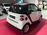 Smart ForTwo coupe Basis 52 kW Cam Klima Servo Navi 3H - gebrauchte Smart ForTwo aus dem Jahr 2007